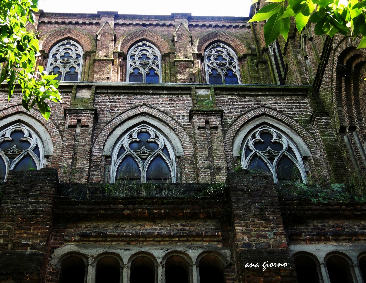 "el Santuario" de Ana Giorno