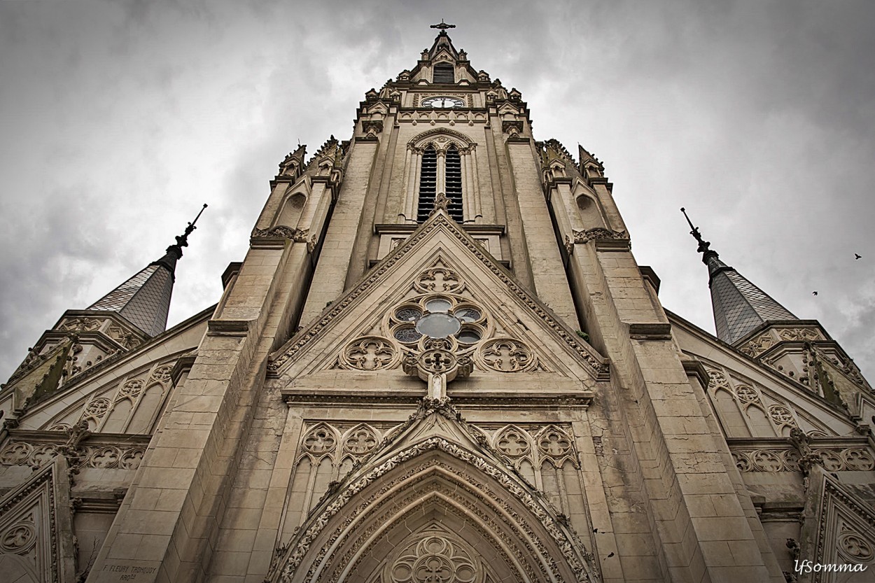 "Catedral de Mercedes" de Luis Fernando Somma (fernando)