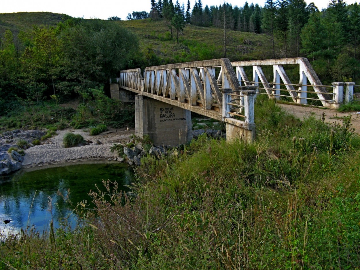 "El puente" de Carlos D. Cristina Miguel