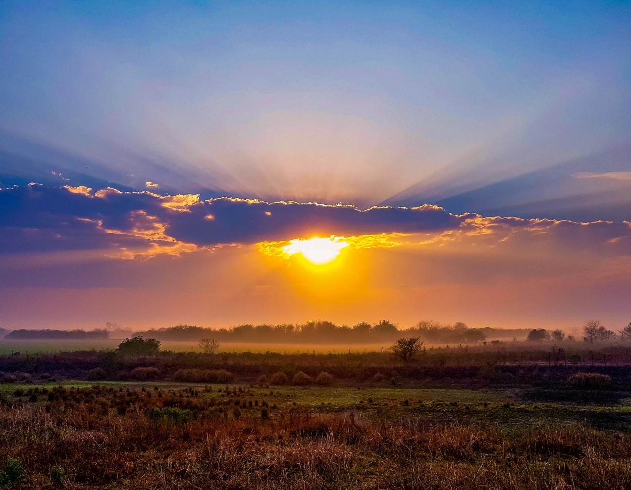 "Amanece en el Litoral" de Marzioni Martn Luis