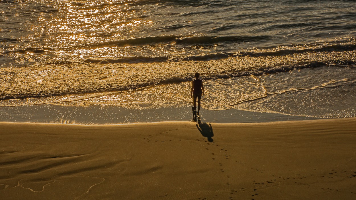 "Saludando al sol" de Juan Beas