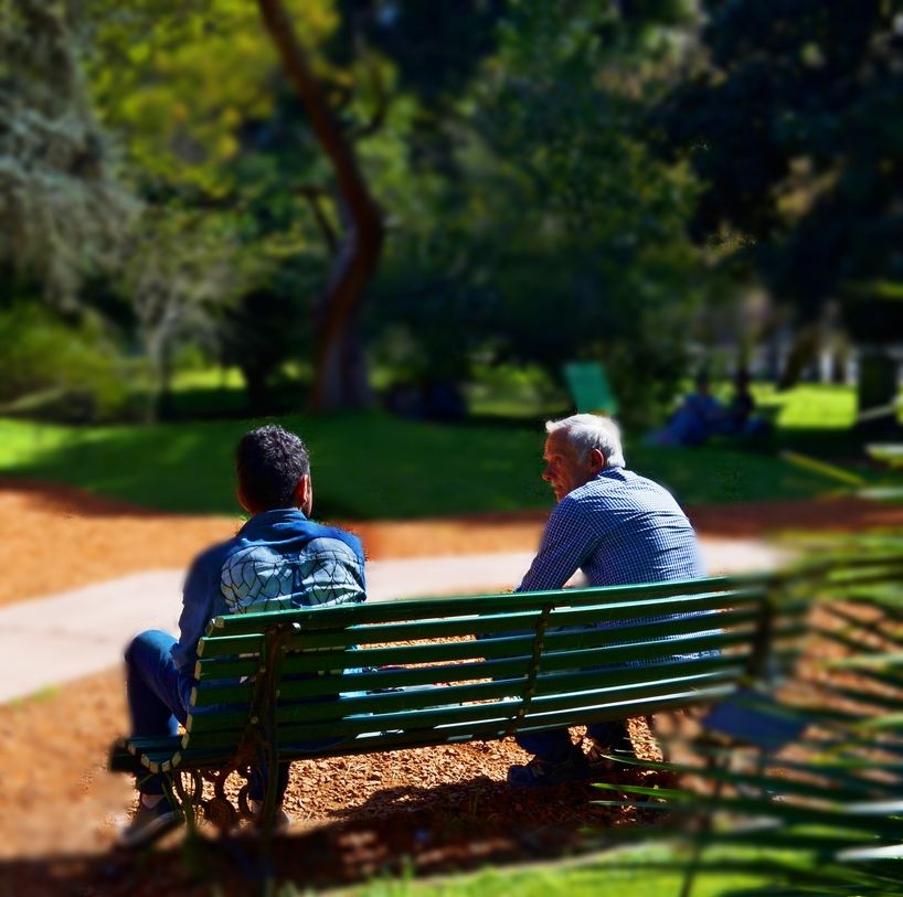 "Conversando con su angel" de Albertina Yaconis