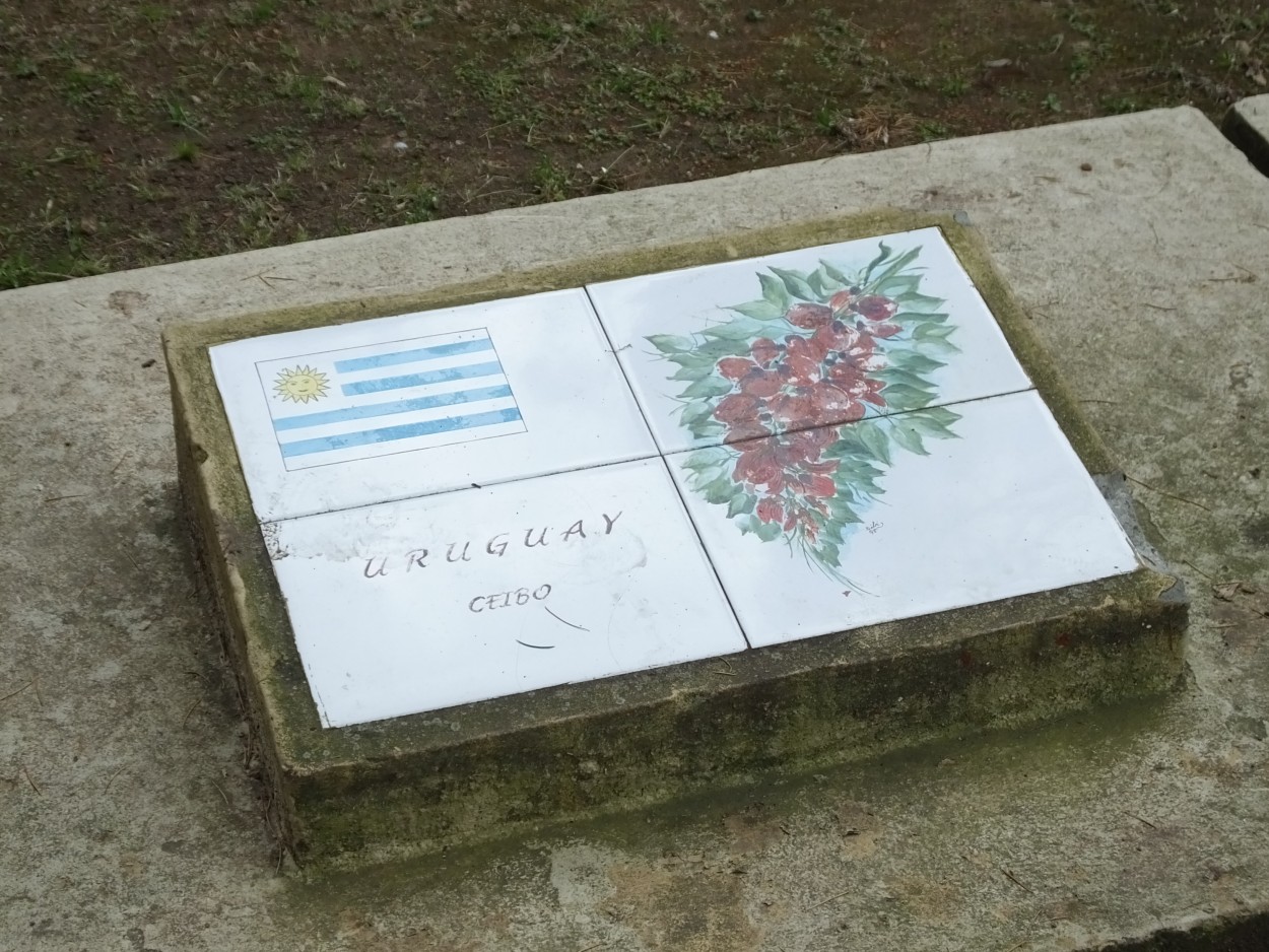 "Uruguay en el jardn de la paz" de Juan Fco. Fernndez