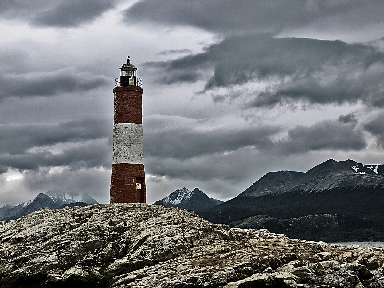 "Faro de Ushuaia" de Roberto Bernabitti