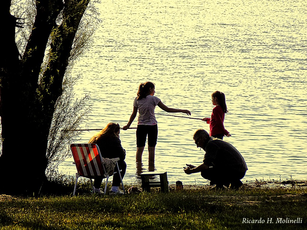 "Dame que te enseo!" de Ricardo H. Molinelli