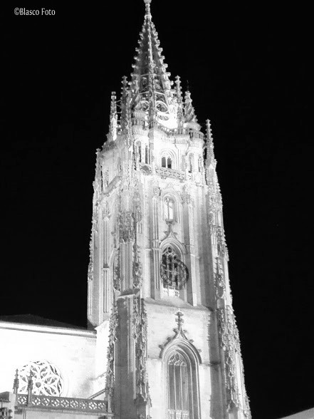 "Catedral de Oviedo" de Luis Blasco Martin