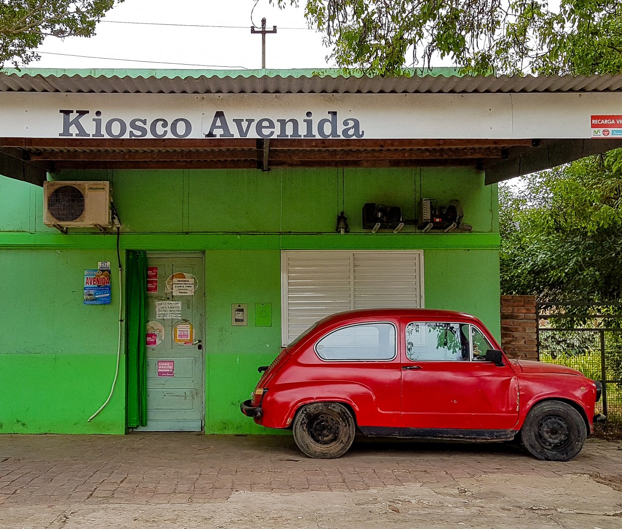 "Un fito en `El Avenida`" de Marzioni Martn Luis