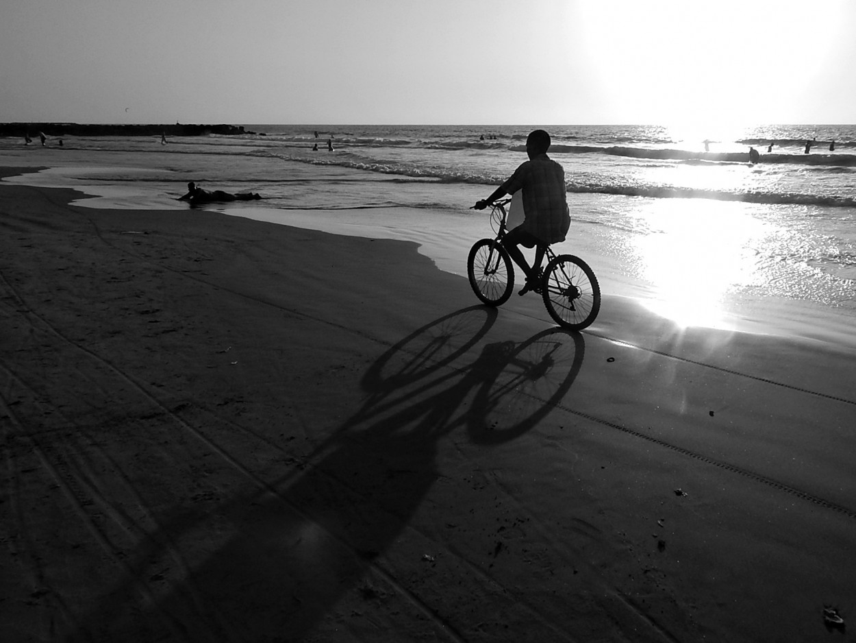 "En bici" de Jos Luis Mansur