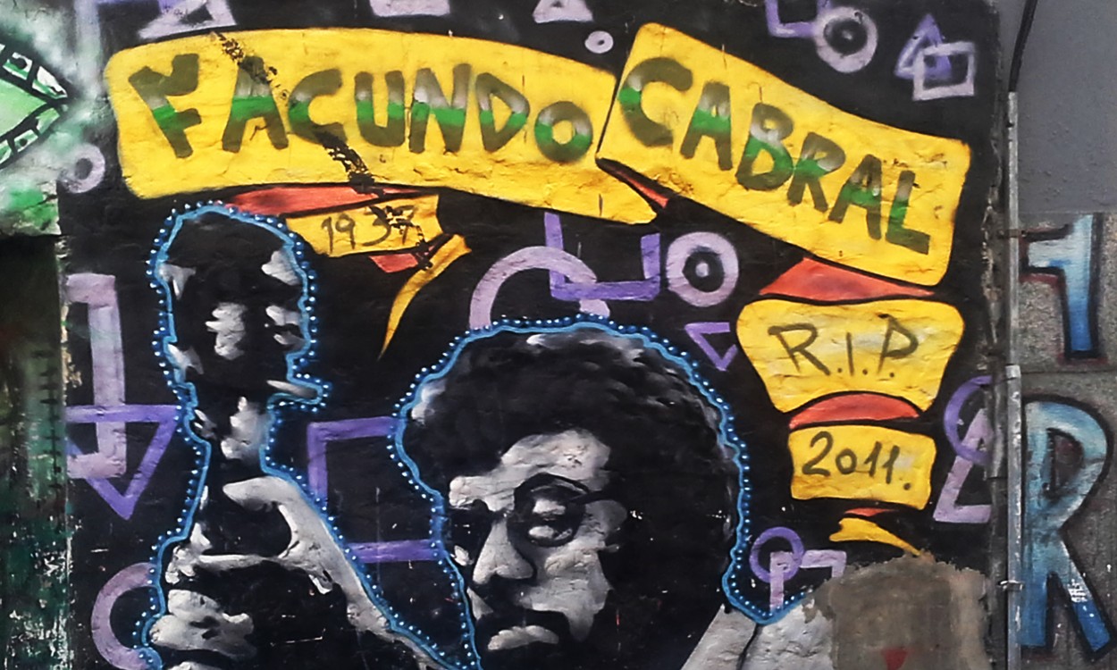 "Una pared, un graffiti, un homenaje" de Gustavo Hernan Herrera