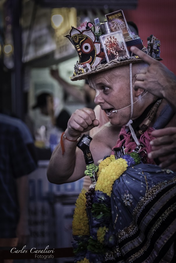 "Loquisimo!!!!" de Carlos Cavalieri