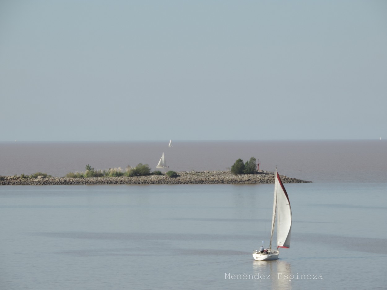 "velero" de Alberto Menendez Espinoza