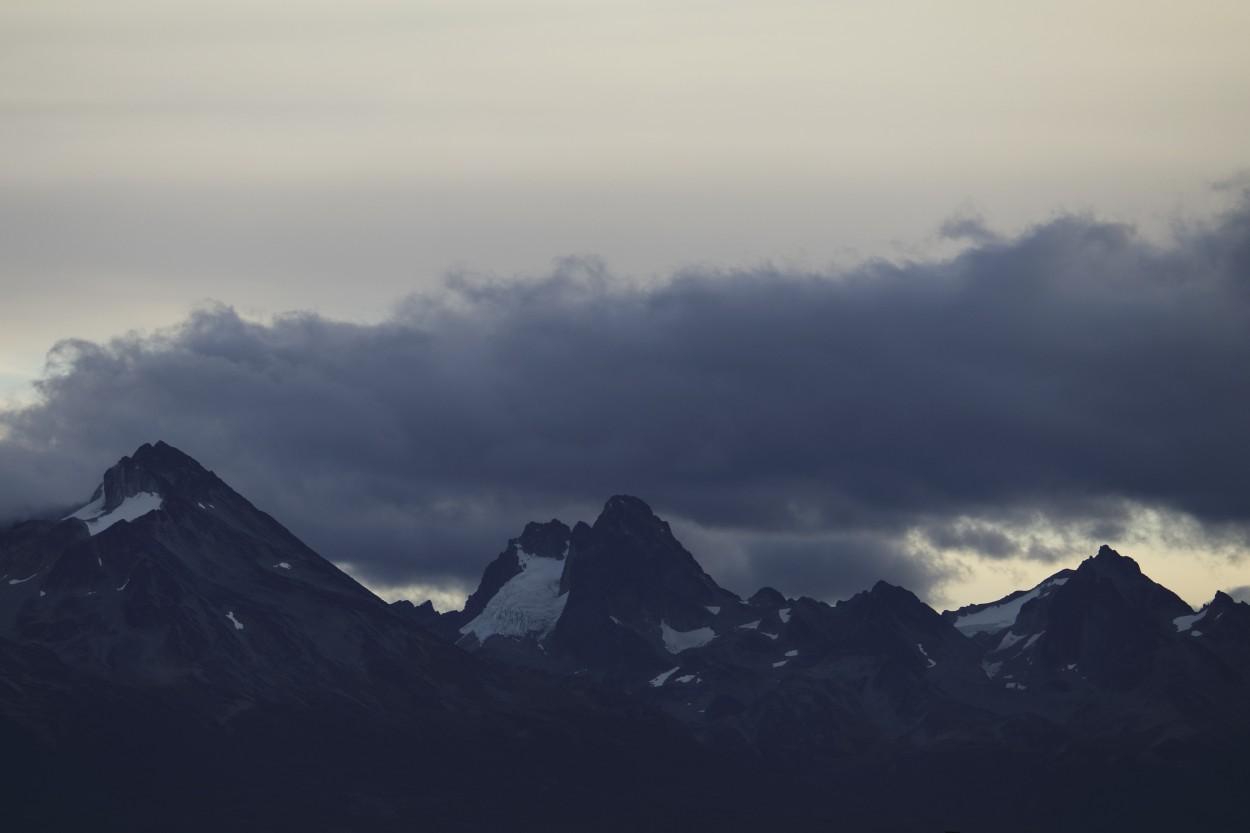 "Cumbres nevadas" de Natalia Harosteguy