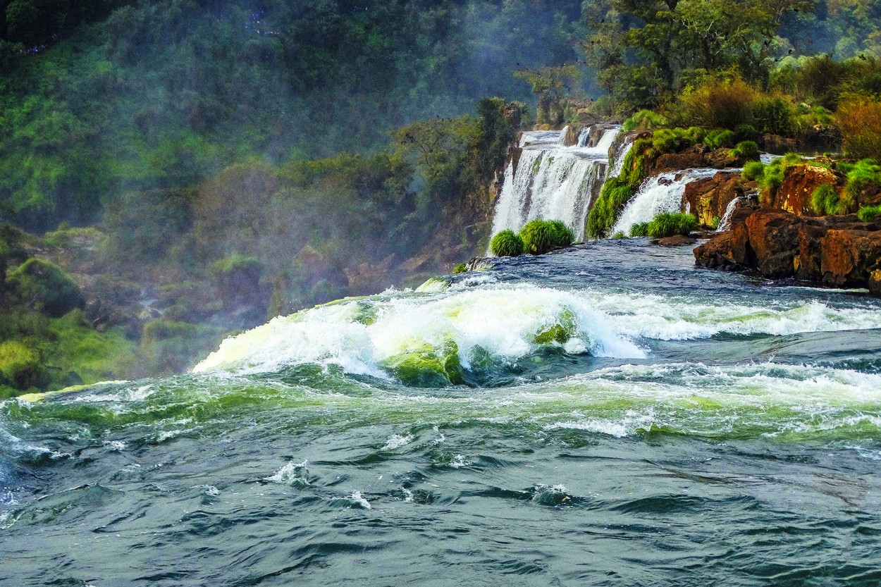 "Cuando el Rio Brama" de Ruperto Silverio Martinez