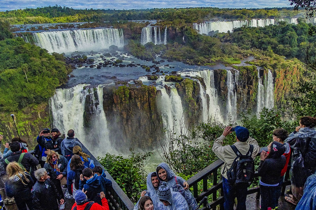 "Cataratas A" de Ruperto Silverio Martinez