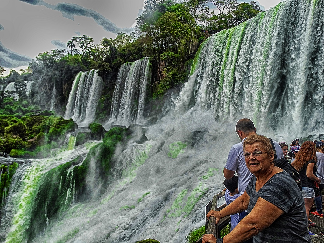 "Cataratas D" de Ruperto Silverio Martinez