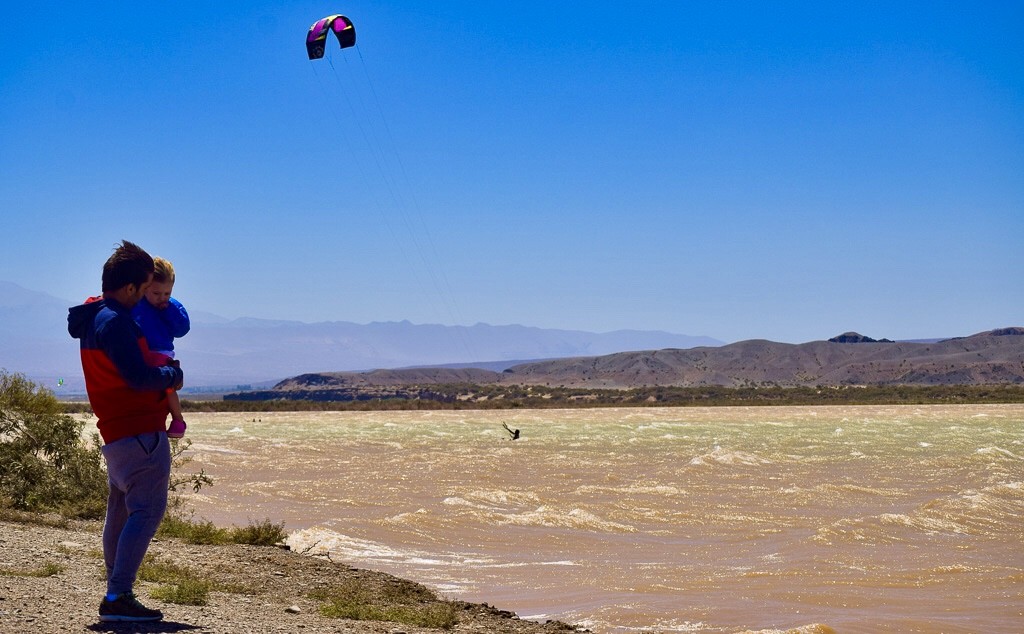 "Cuesta del viento" de Anabella Vega