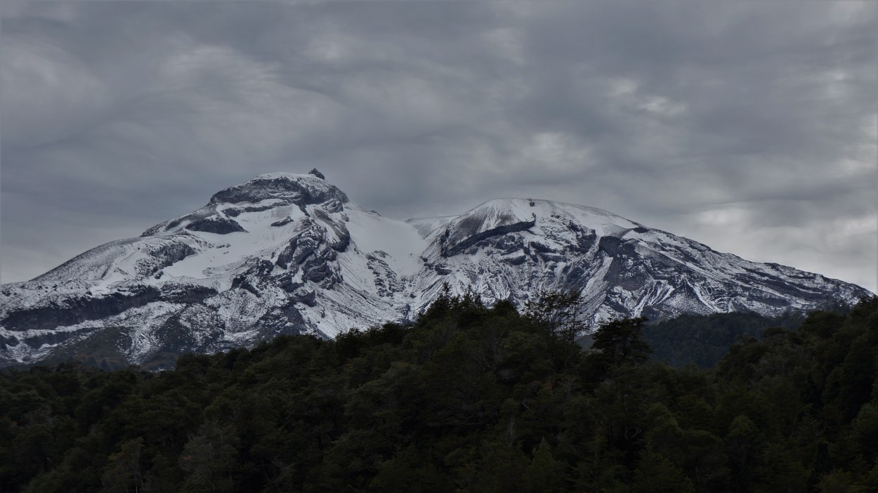 "majestuoso Calbuco" de Ruben Alex Villarroel