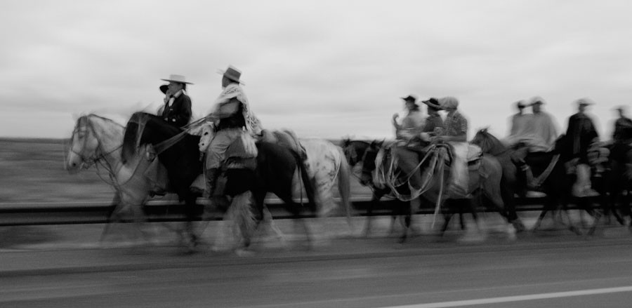 "La patria se hizo a caballo!" de Jose Albornoz Diaz