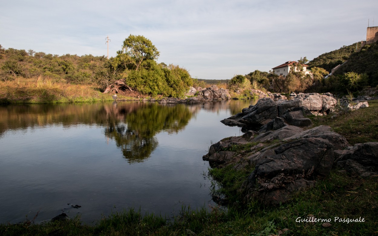 "2 Usina, Embalse" de Guillermo Daniel Pasquale