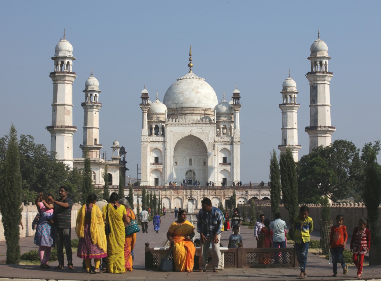 "Bibi ka Maqbara" de Francisco Luis Azpiroz Costa