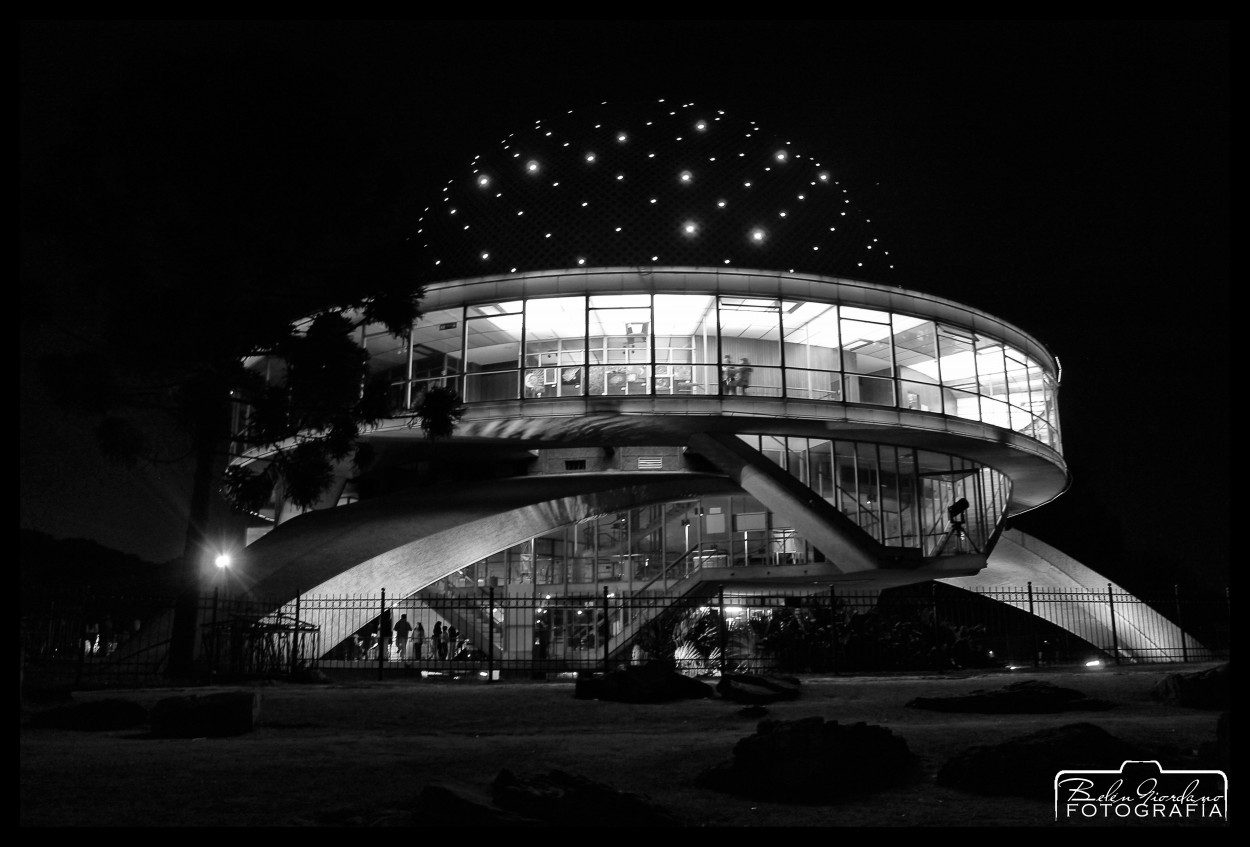 "Planetario" de Beln Giordano