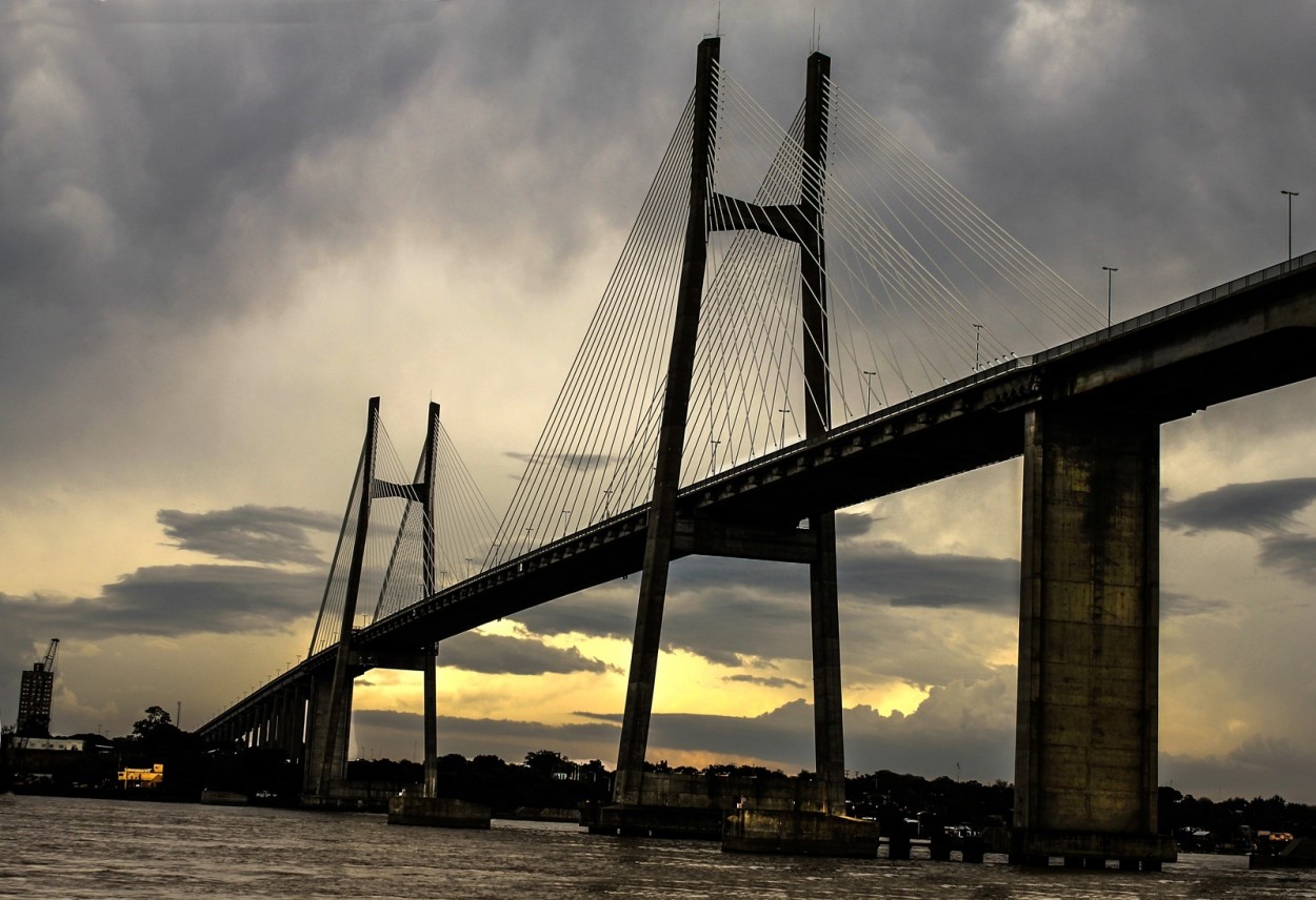 "El Puente" de Marta Dominici