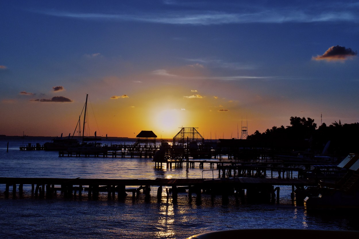 "Atardecer en el Puerto" de Gabriel Rodriguez