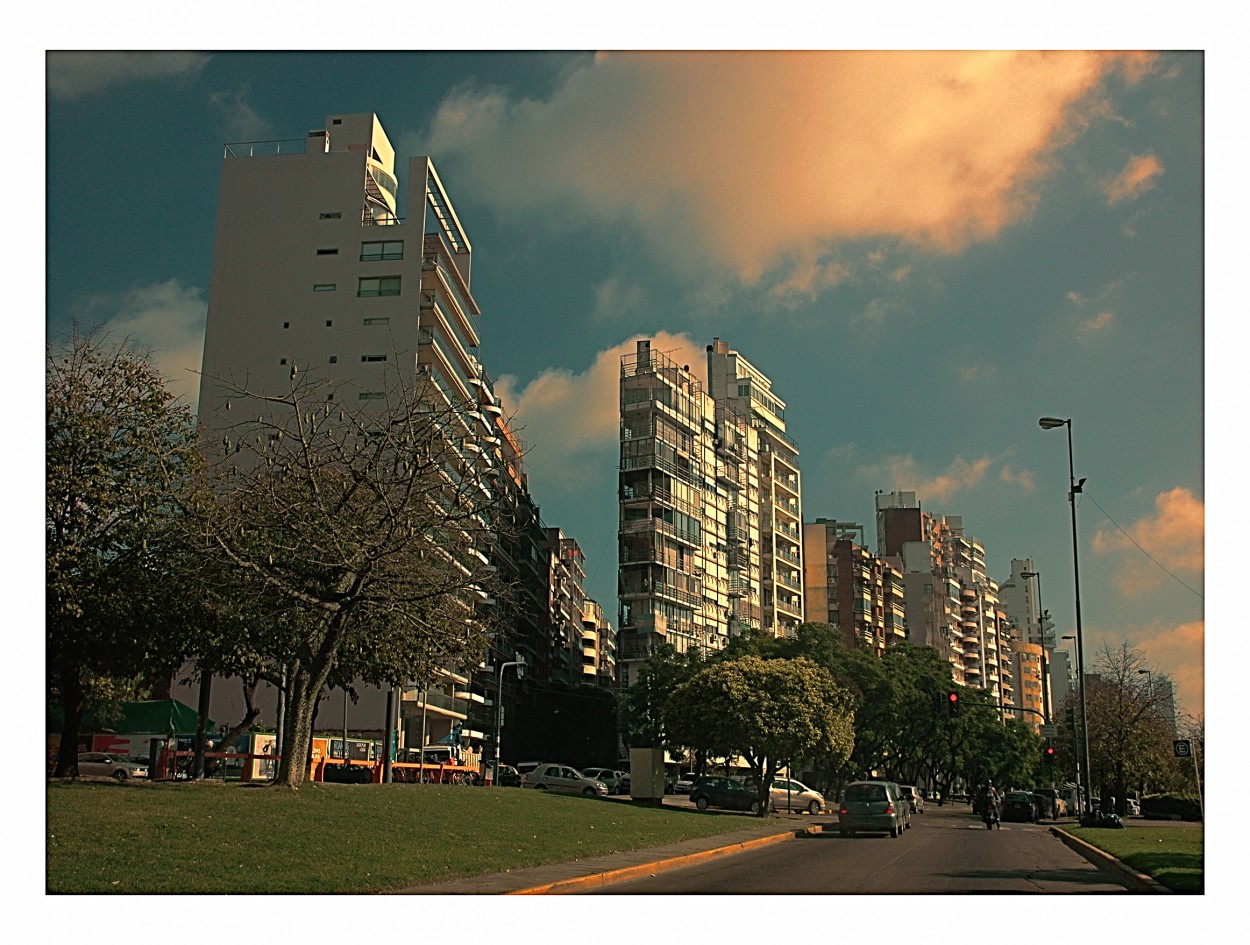 "Transitando por Rosario" de Nora Lilian Iturbide ( Noral )