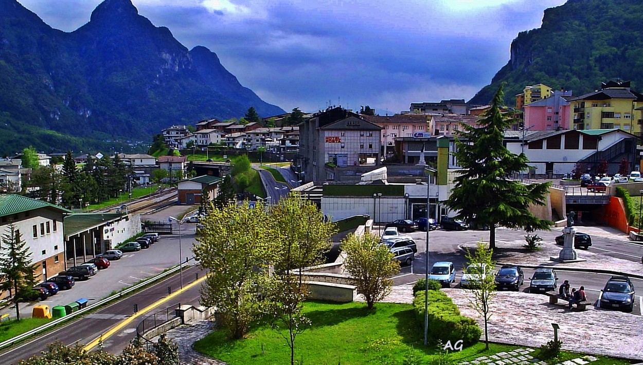 "Pueblo de montaa" de Ana Giorno