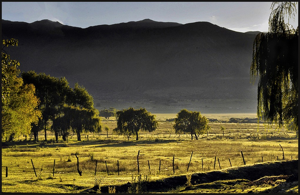 "Amanecer en el Valle" de Ruben Perea