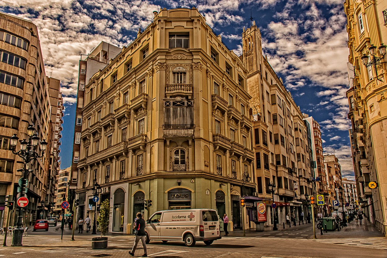 "Plaza de la Paz. Castelln, Espaa" de Juan Beas