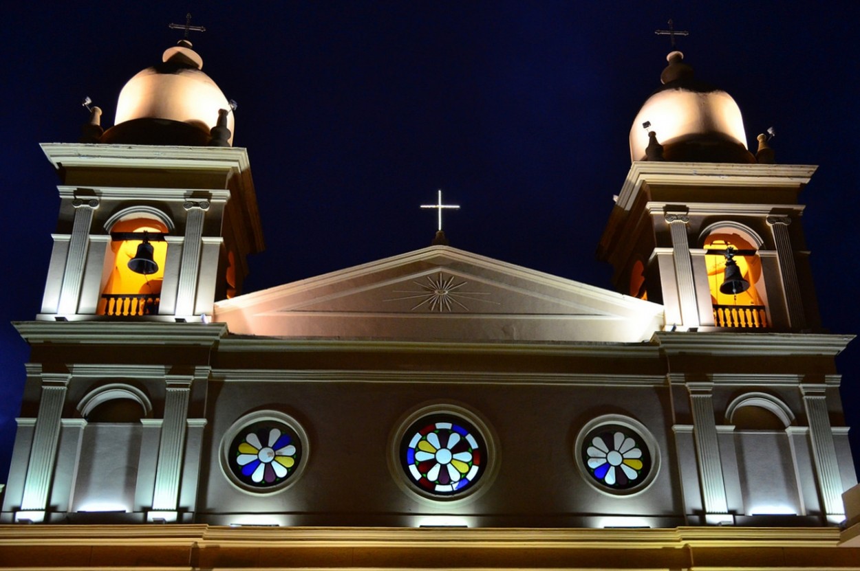 "Luz y Fe" de Carlos Eduardo Bagur