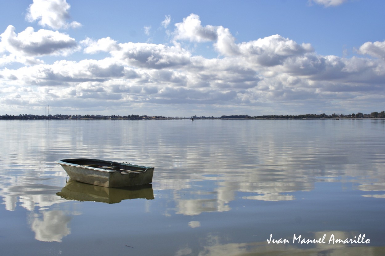 "`Laguna de mis pagos`" de Juan Manuel Amarillo