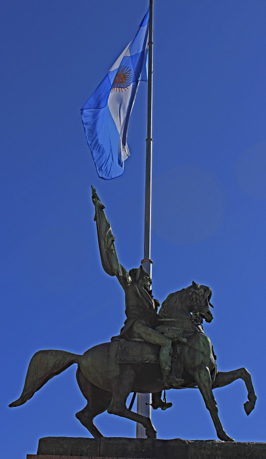 "A Mi Bandera y Su Creador!!!" de Silvia Emilia Guerra