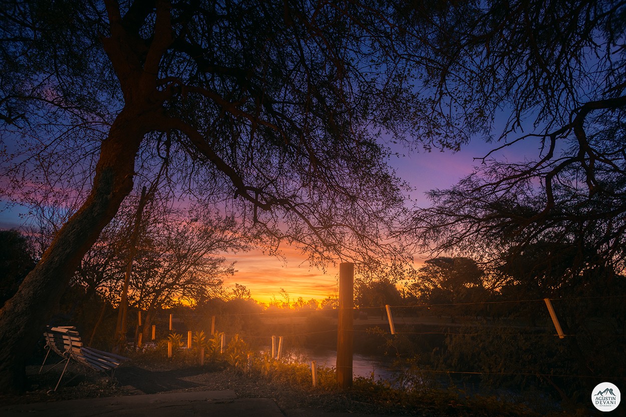 "Atardecer en canotaje." de Agustin Devani