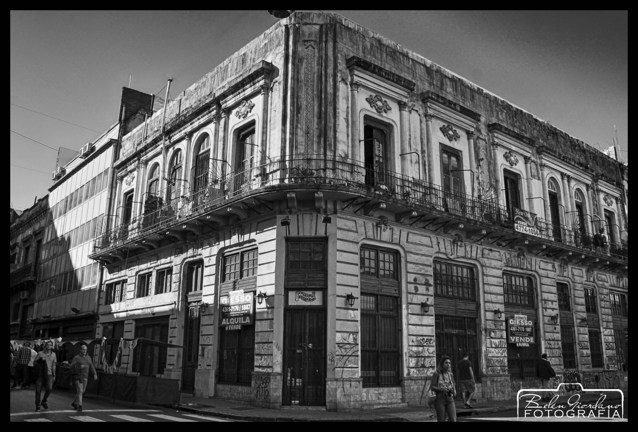 "Esquina de San Telmo" de Beln Giordano