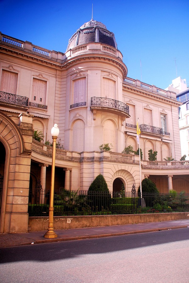 "Palacio de la Famlia Fernndez de Anchorena," de German Volpe