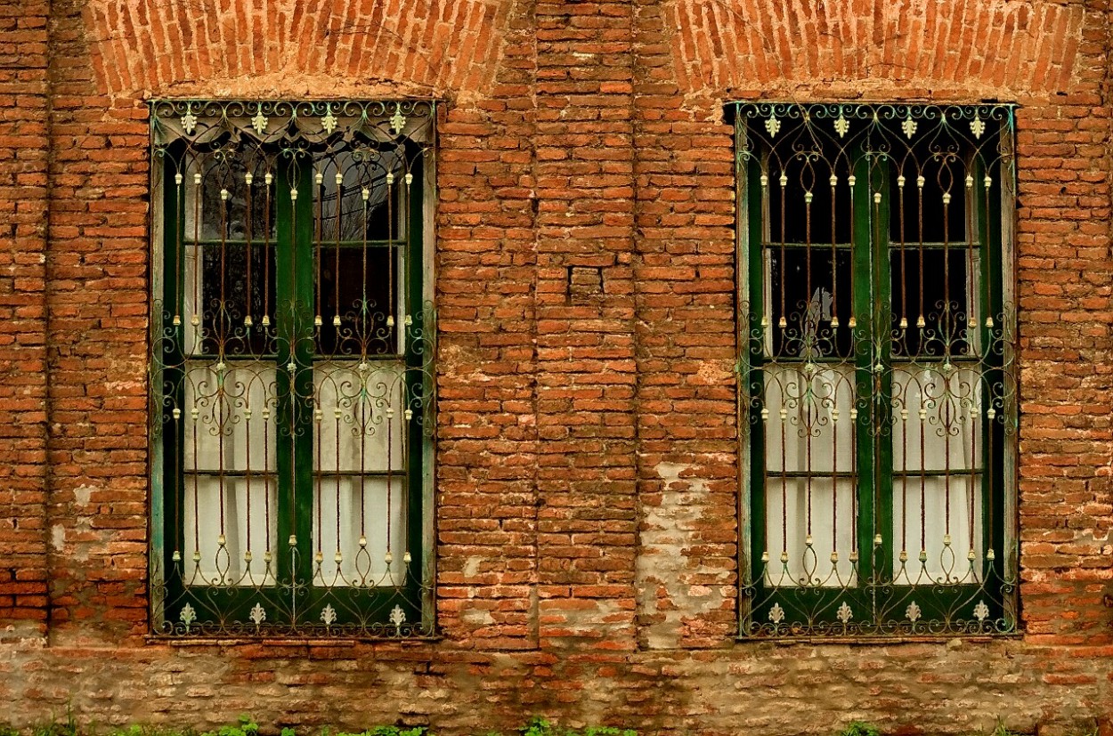 "Cuntas historias vieron estas ventanas?" de David Mililli