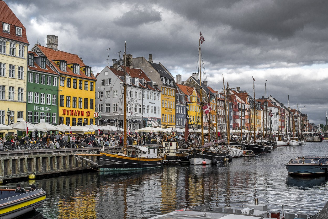 "nyhavn, Copenhague." de Francisco Karothy