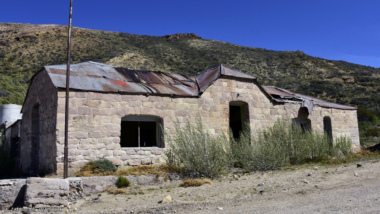 "Antiguo parador" de Francisco Jos Montaa