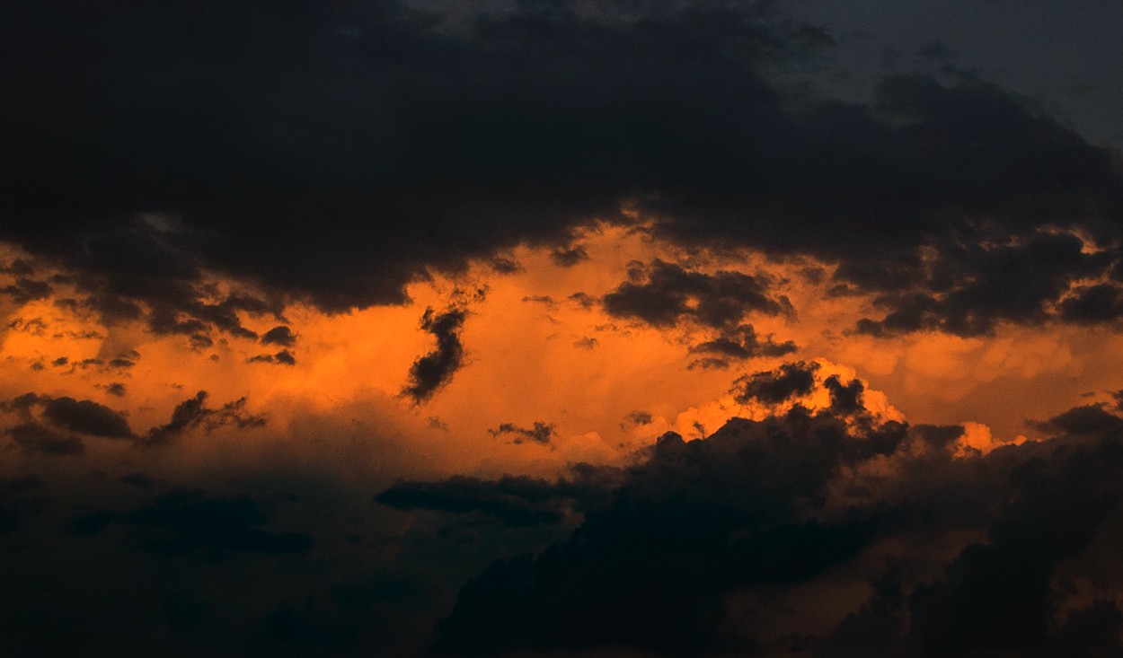 "` COLORES DEL CIELO `" de Graciela Larrama