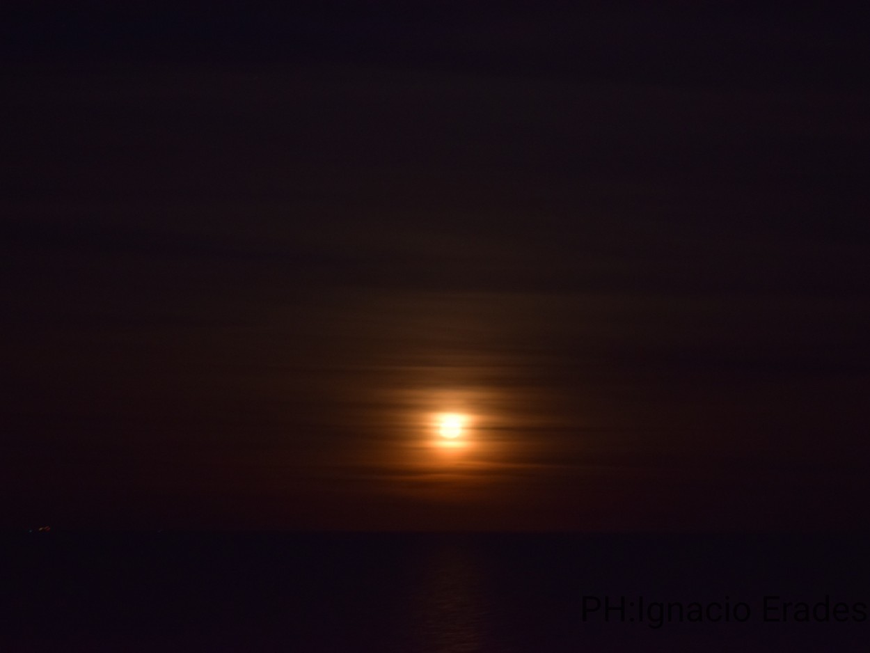 "Luna de agua" de Omar Ignacio Ferreyra Erades