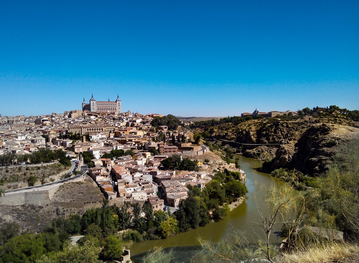 "` RIO TAJO `" de Graciela Larrama