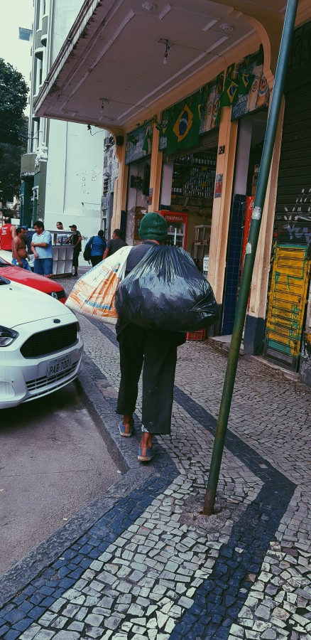 "Cotidianeidad distinta" de Maite Echaide