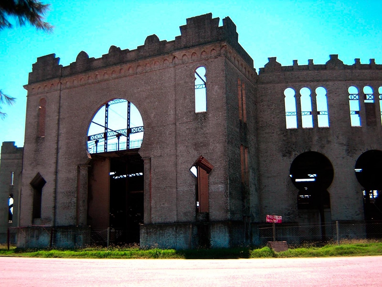 "Plaza de Toros" de Flix Edmundo Reyes