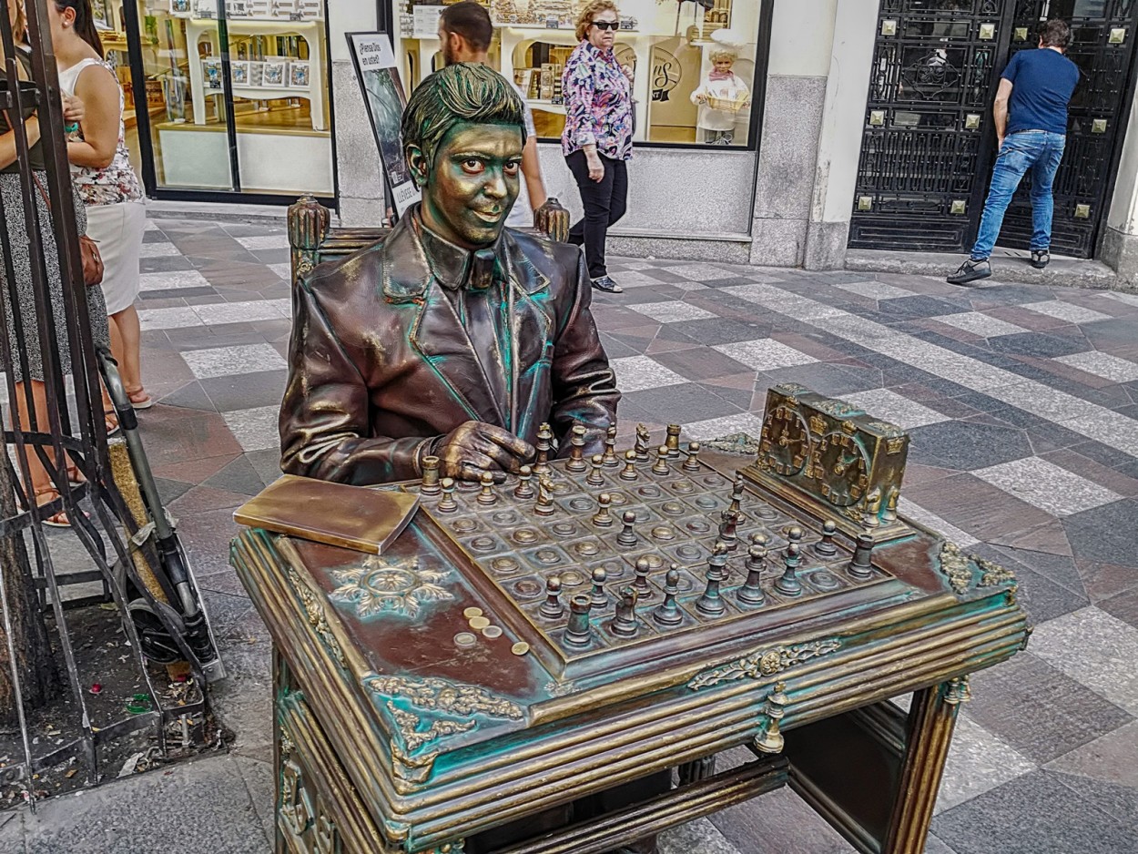 "**La Estatua Viviente**" de Antonio Snchez Gamas (cuky A. S. G. )