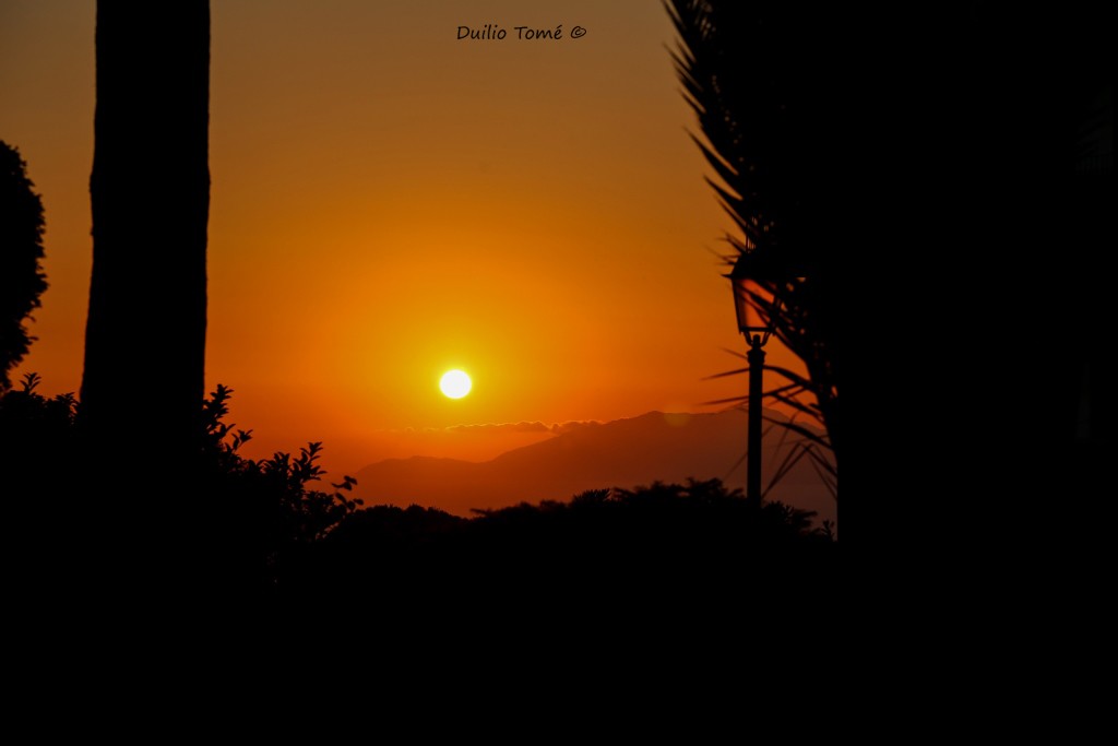 "Atardecer en Capri" de Duilio Tom