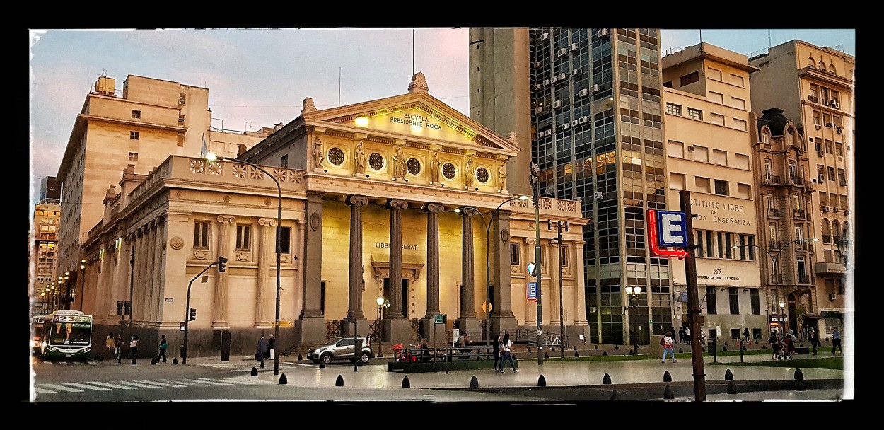 "President Roca, Escuela histrica de Buenos Aires" de Oscar Cuervo