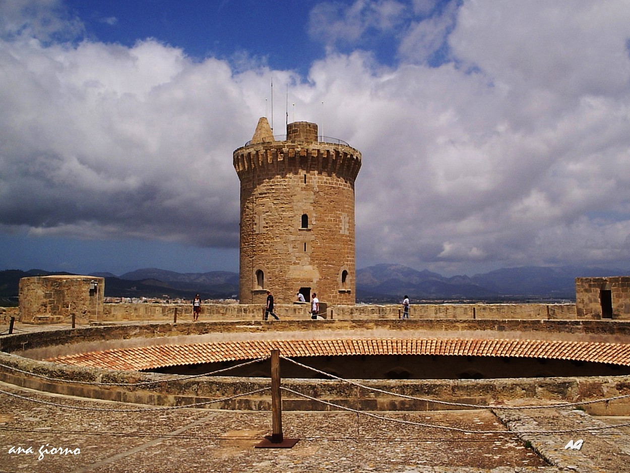 "Sobre el Castillo" de Ana Giorno