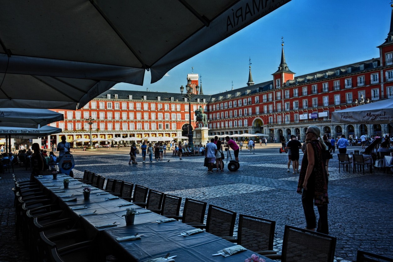 "**Banquete en la Plza.Mayor**" de Antonio Snchez Gamas (cuky A. S. G. )